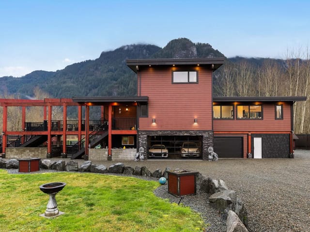 House for sale in Laidlaw, Hope & Area, 58560 Trans Canada Highway, 263191615 | Realtylink.org
