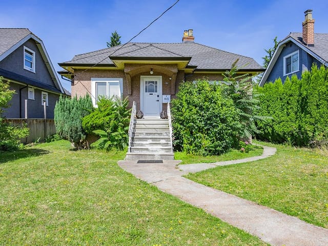 House for sale in New Westminster, New Westminster, 815 Eighth Avenue, 263191663 | Realtylink.org