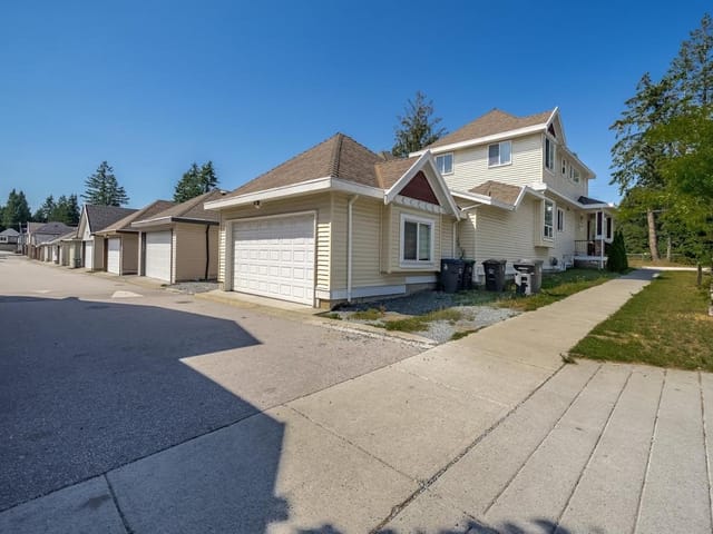House for rent in Surrey, Surrey, Upper 12898 60th Ave, 263191726 | Realtylink.org