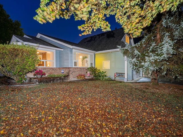 House for sale in Surrey, Surrey, 8640 148a Street, 263191747 | Realtylink.org