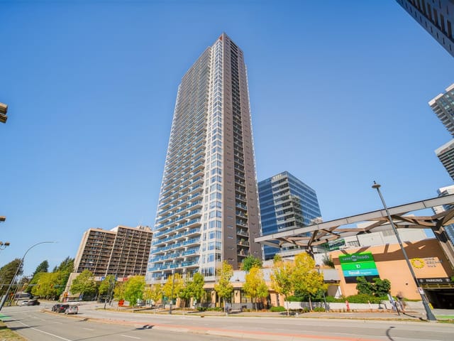Apartment for sale in Surrey, North Surrey, 3908 13615 Fraser Highway, 263191761 | Realtylink.org