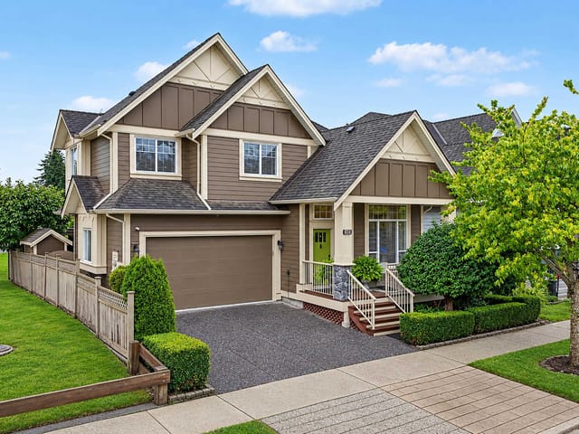 House for sale in Surrey, South Surrey White Rock, 17384 3 Avenue, 263191767 | Realtylink.org