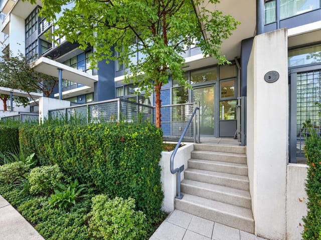 Townhouse for sale in Richmond, Richmond, 3 8633 Capstan Way, 263191820 | Realtylink.org