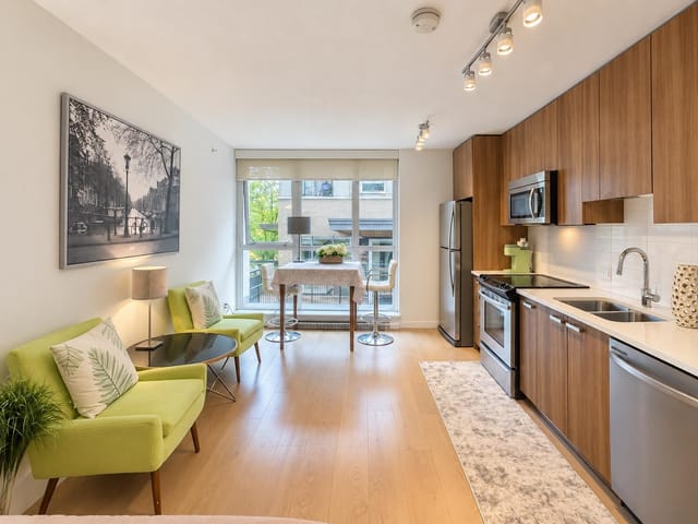 Apartment for sale in Surrey, North Surrey, 209 13325 102a Avenue, 263191898 | Realtylink.org