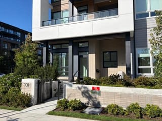 Apartment for sale in Coquitlam, Coquitlam, 101 625 Cottonwood Avenue, 263191914 | Realtylink.org