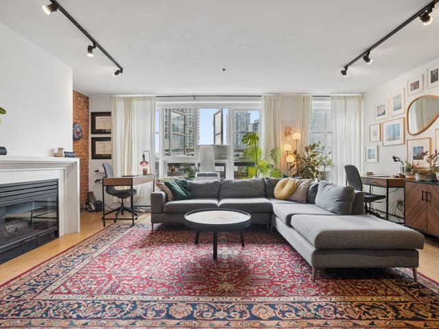 Apartment for sale in Vancouver, Vancouver West, 305 1066 Hamilton Street, 263191966 | Realtylink.org