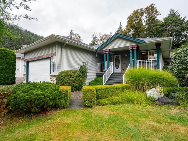 House for sale in Harrison Hot Springs, Harrison Lake, 225 Balsam Avenue, 263191969 | Realtylink.org