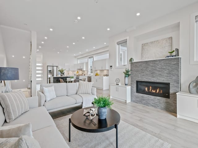 1/2 Duplex for sale in North Vancouver, North Vancouver, 409 W Keith Road, 263191976 | Realtylink.org