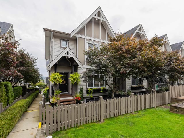 Townhouse for sale in Surrey, Cloverdale, 34 6588 195a Avenue, 263192006 | Realtylink.org
