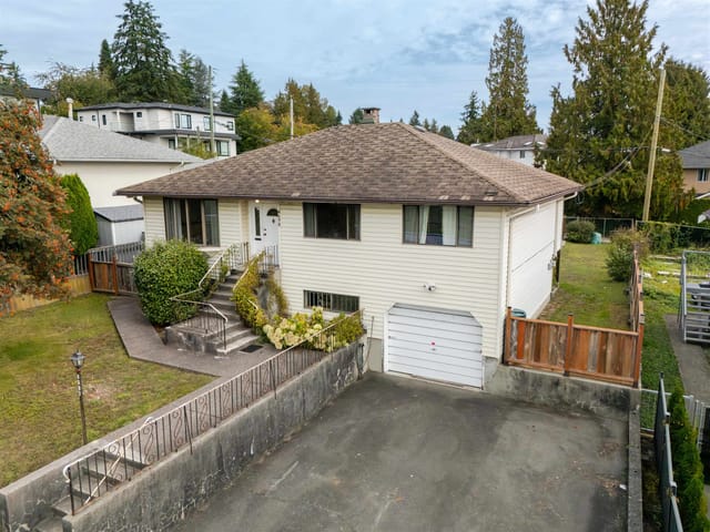 House for sale in Burnaby, Burnaby South, 4638 Royal Oak Avenue, 263192044 | Realtylink.org