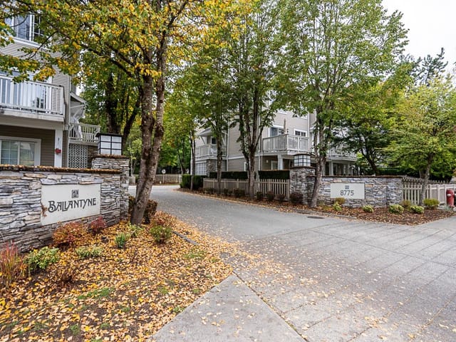 Townhouse for sale in Surrey, Surrey, 14 8775 161 Street, 263192055 | Realtylink.org