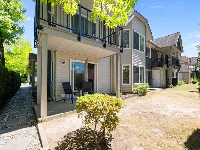 Townhouse for sale in Surrey, Surrey, 201 8972 Fleetwood Way, 263192110 | Realtylink.org