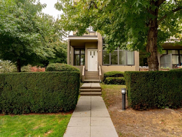 Townhouse for sale in Burnaby, Burnaby North, TH10 2355 Madison Avenue, 263192146 | Realtylink.org