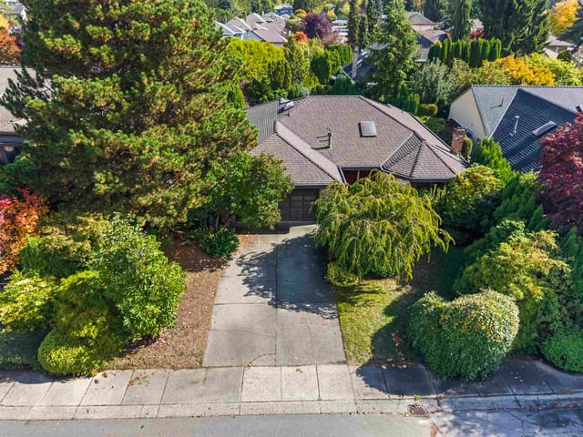 House for sale in Surrey, South Surrey White Rock, 2066 149 Street, 263192173 | Realtylink.org