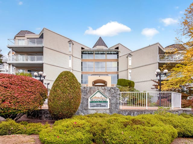 Apartment for sale in Coquitlam, Coquitlam, 105 1219 Johnson Street, 263192262 | Realtylink.org