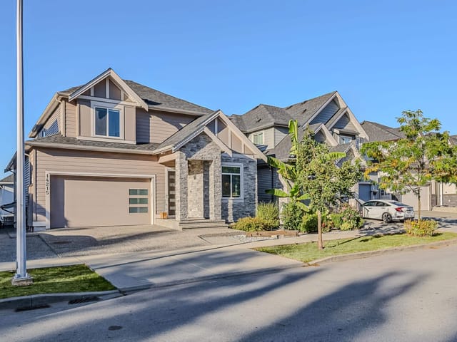 House for sale in Surrey, Surrey, 14215 61b Avenue, 263192307 | Realtylink.org