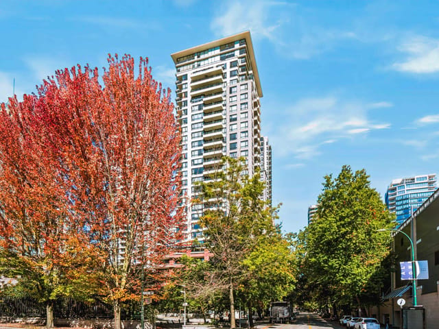 Apartment for sale in Vancouver, Vancouver West, 2105 977 Mainland Street, 263192316 | Realtylink.org