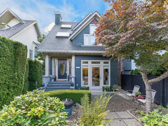 1/2 Duplex for sale in Vancouver, Vancouver West, 3648 W 1st Avenue, 263192336 | Realtylink.org