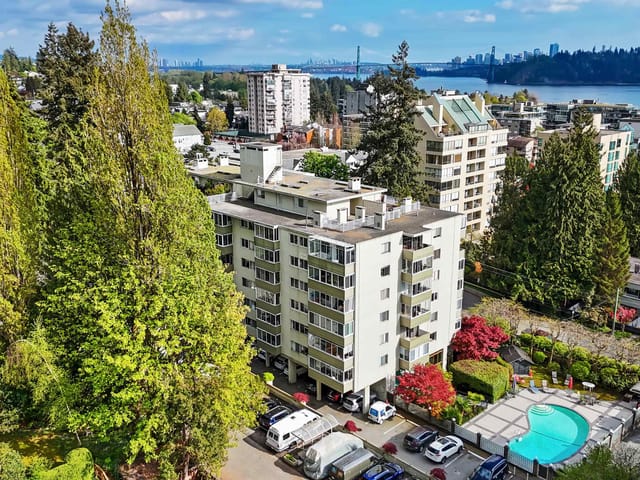 Apartment for sale in West Vancouver, West Vancouver, 212 1425 Esquimalt Avenue, 263192383 | Realtylink.org