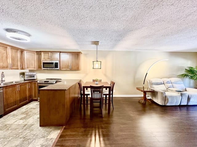 Apartment for sale in Abbotsford, Abbotsford, 303 33464 George Ferguson Way, 263192537 | Realtylink.org