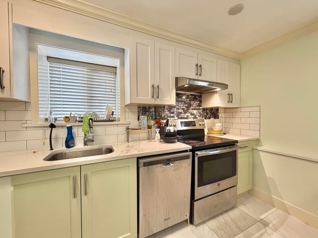 House for rent in Vancouver, Vancouver East, LANEWAY 582 E 57th Avenue, 263192539 | Realtylink.org
