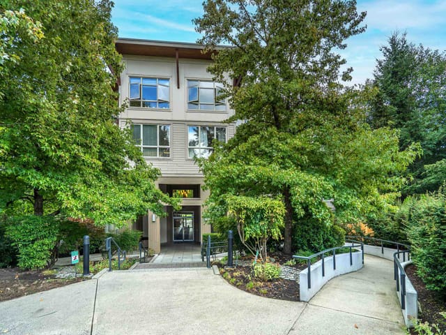 Apartment for sale in Surrey, South Surrey White Rock, 307 15918 26 Avenue, 263192631 | Realtylink.org