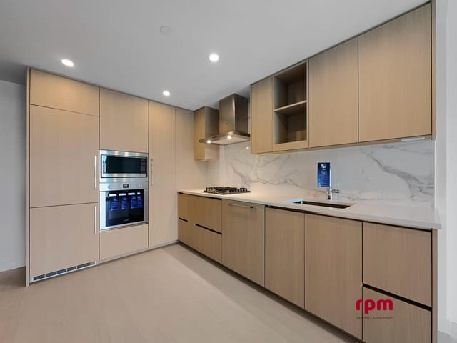 Apartment for rent in Surrey, North Surrey, 10xx 13778 100 Avenue, 263192720 | Realtylink.org