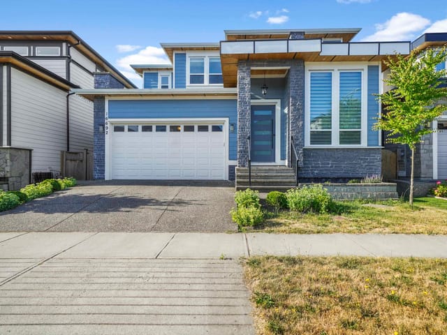 House for rent in Surrey, South Surrey White Rock, 1699* 18 Avenue, 263192941 | Realtylink.org