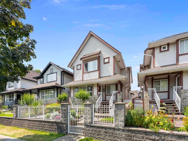 House for sale in Surrey, Surrey, 6685 127th Street, 263193006 | Realtylink.org