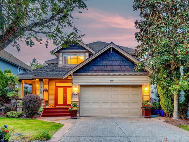 House for sale in Surrey, South Surrey White Rock, 15527 37a Avenue, 263193131 | Realtylink.org