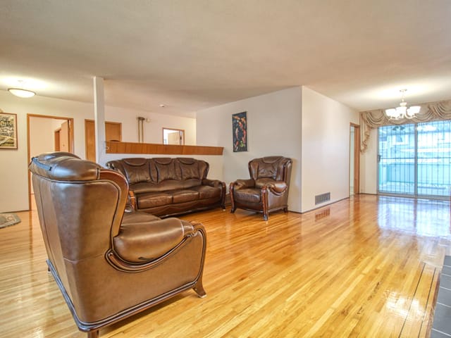House for rent in Vancouver, Vancouver East, Top 904 E 52nd Avenue, 263193142 | Realtylink.org