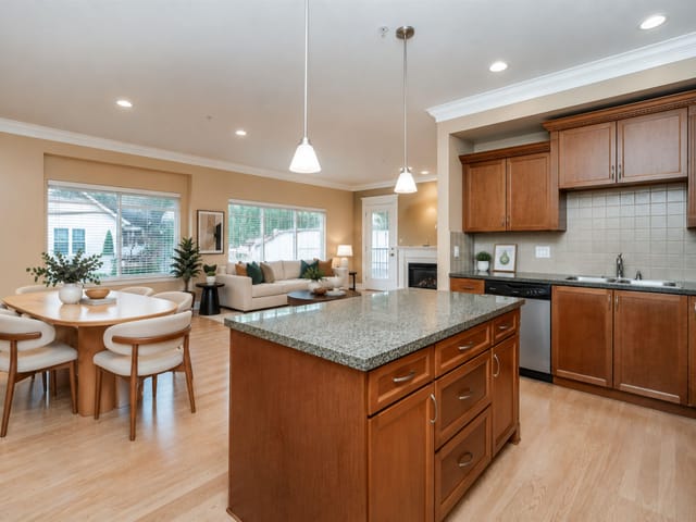 Apartment for sale in Maple Ridge, Maple Ridge, 301 22150 Dewdney Trunk Road, 263193337 | Realtylink.org