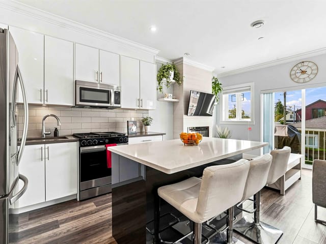 1/2 Duplex for sale in Vancouver, Vancouver East, 3162 Venables Street, 263193517 | Realtylink.org