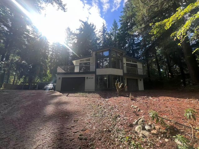 House for rent in Surrey, South Surrey White Rock, 14340 28 Avenue, 263193522 | Realtylink.org