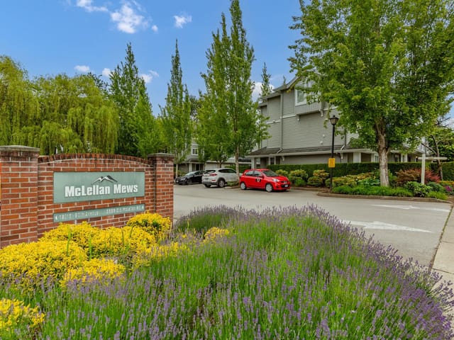 Townhouse for sale in Surrey, Cloverdale, 9 5988 Old McLellan Road, 263193537 | Realtylink.org
