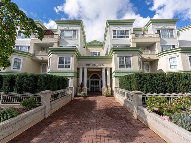 Apartment for sale in Coquitlam, Coquitlam, 113 2960 Princess Crescent, 263193542 | Realtylink.org