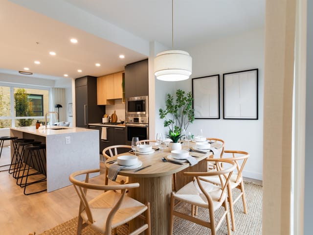 Apartment for sale in North Vancouver, North Vancouver, 111 2050 Glenaire Drive, 263193594 | Realtylink.org