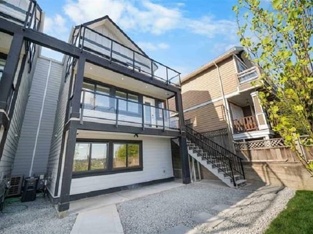 1/2 Duplex for sale in New Westminster, New Westminster, 1 1923 River Drive, 263193601 | Realtylink.org