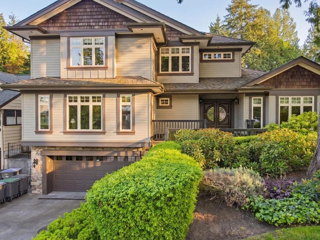 House for sale in Surrey, South Surrey White Rock, 12536 26a Avenue, 263193635 | Realtylink.org
