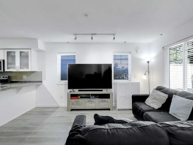 Townhouse for sale in Surrey, North Surrey, 108 13958 108 Avenue, 263193658 | Realtylink.org