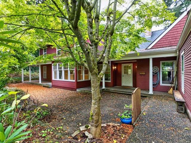 House for sale in Surrey, South Surrey White Rock, 2555 128 Street, 263193697 | Realtylink.org
