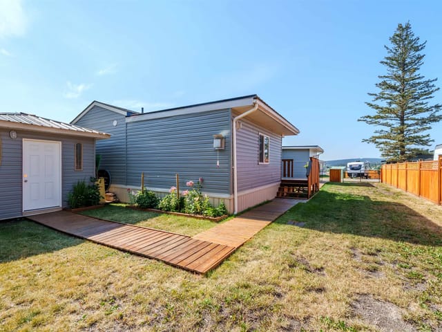 Manufactured Home for sale in Lac La Hache, 100 Mile House, 12 4072 Lac La Hache Station Road, 263193730 | Realtylink.org