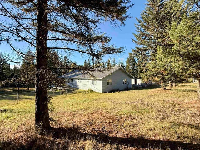 House for sale in 100 Mile House, 100 Mile House, 6784 Barnett Road, 263193866 | Realtylink.org