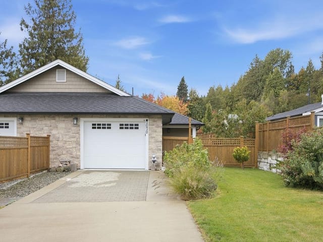1/2 Duplex for sale in Gibsons, Sunshine Coast, 1070 Celia Crescent, 263193966 | Realtylink.org