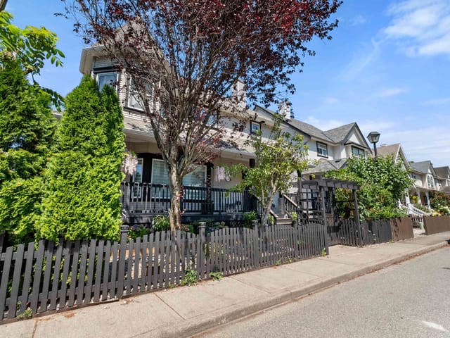 House for sale in Chilliwack, Sardis, 46415 Bedford Parkway, 263193987 | Realtylink.org