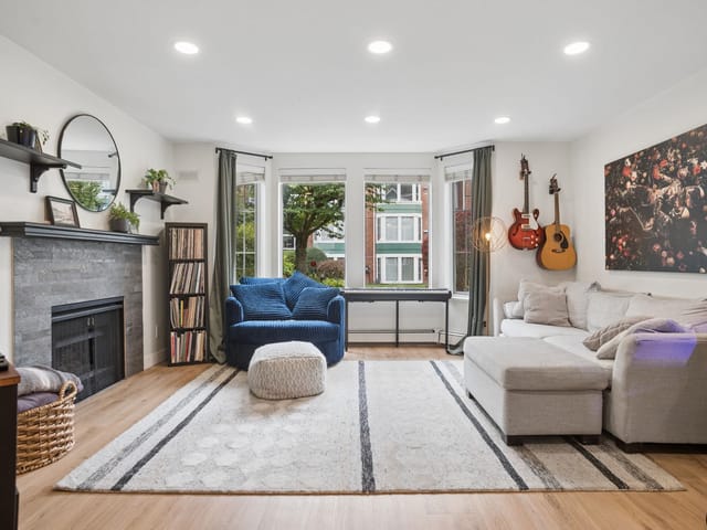Apartment for sale in Burnaby, Burnaby North, 108 1655 Augusta Avenue, 263194002 | Realtylink.org