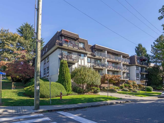 Apartment for sale in North Vancouver, North Vancouver, 210 270 W 1st Street, 263194048 | Realtylink.org