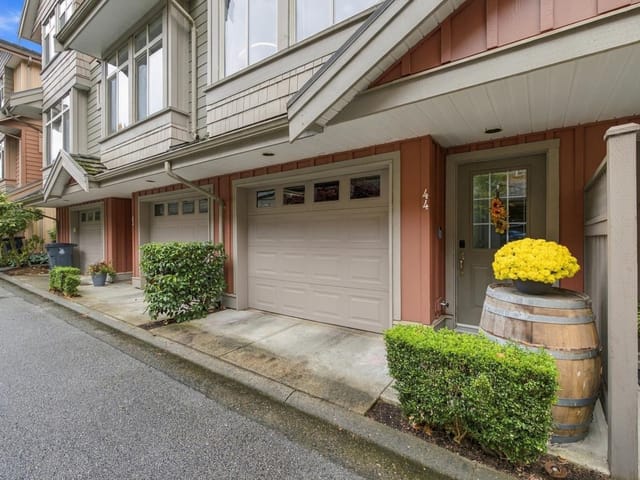 Townhouse for sale in Surrey, South Surrey White Rock, 44 15151 34 Avenue, 263194160 | Realtylink.org