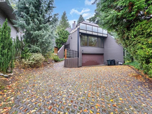 1/2 Duplex for sale in Burnaby, Burnaby South, 6225 McKee Street, 263194181 | Realtylink.org