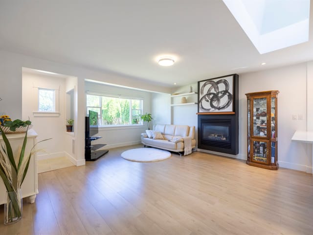 House for sale in Burnaby, Burnaby North, 931 Sperling Avenue, 263194343 | Realtylink.org